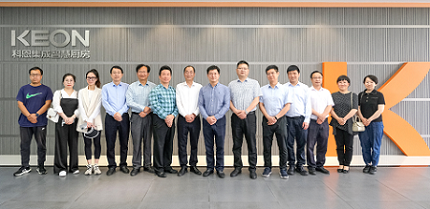 市委常委、統(tǒng)戰(zhàn)部長及嵊紹政協(xié)委員一行領(lǐng)導(dǎo)蒞臨科恩電器考察指導(dǎo)！