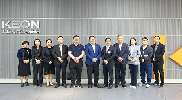 嵊州市政協(xié)副主席裘慶軍一行蒞臨科恩參觀指導(dǎo)！